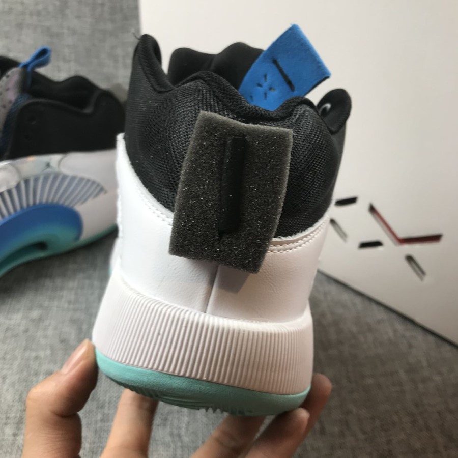 エア ジョーダン 35 ハイ レトロ ホワイト ブラック ダークブルー バスケットボール シューズ 日本