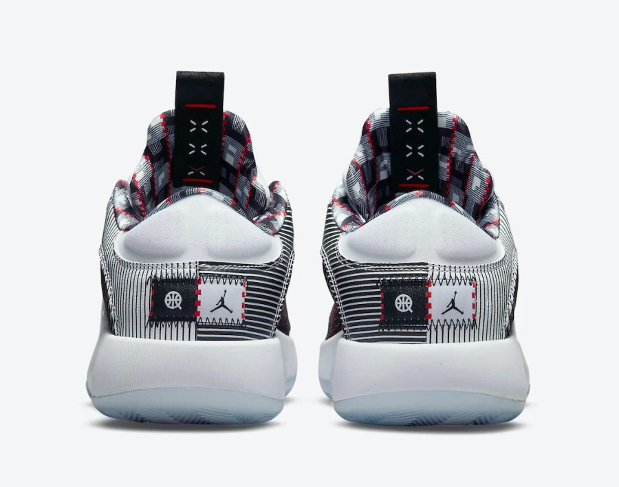 エア ジョーダン 35 ロー ケ 54 ホワイト ブラック ユニバーシティ レッド ジャパン