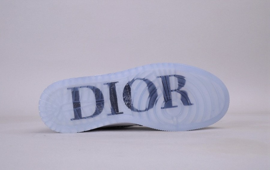 ディオール X エア ジョーダン 1 ハイ ホワイト ブラック グレー バスケットボール シューズ ジャパン