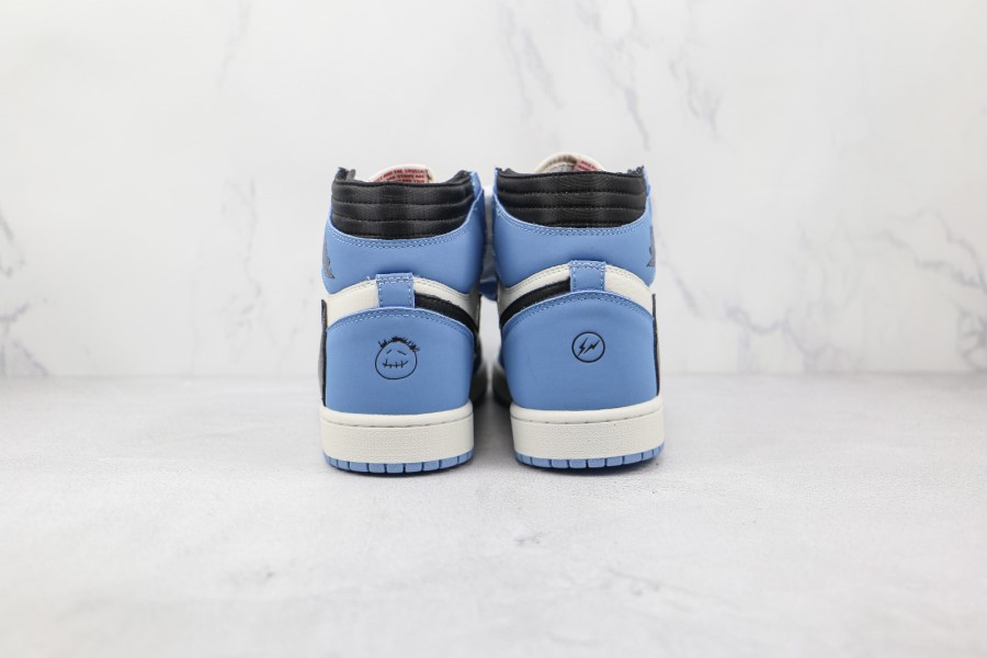 フラグメント X Ts X エア ジョーダン 1 ハイ OG SP ユニバーシティ ブルー ホワイト ブラック ジャパン