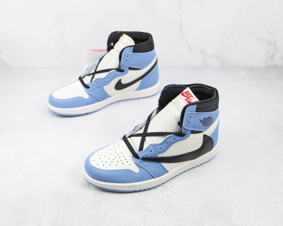 フラグメント X Ts X エア ジョーダン 1 ハイ OG SP ユニバーシティ ブルー ホワイト ブラック ジャパン