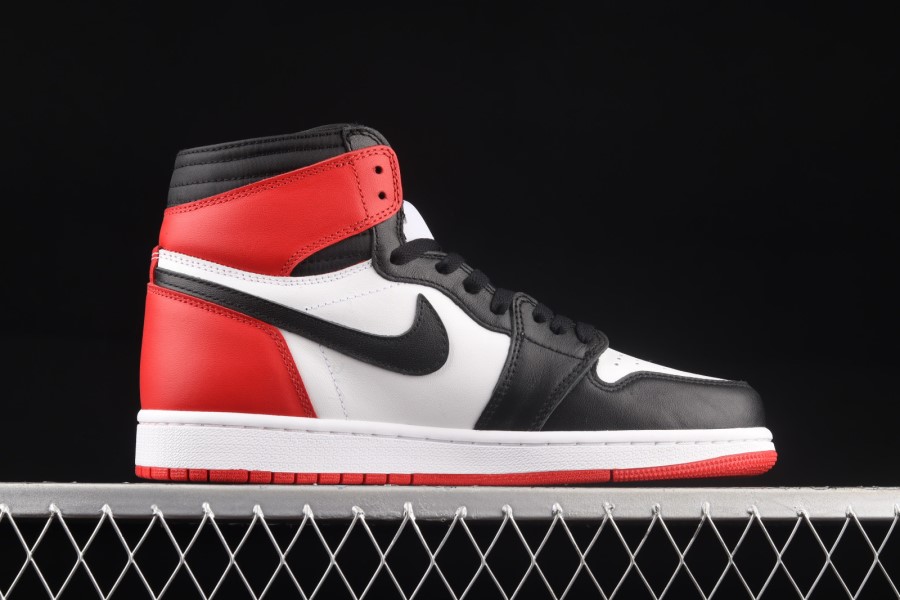 トラビス スコット X フラグメント X エア ジョーダン 1 ハイ OG レッド ブラック ホワイト ジャパン