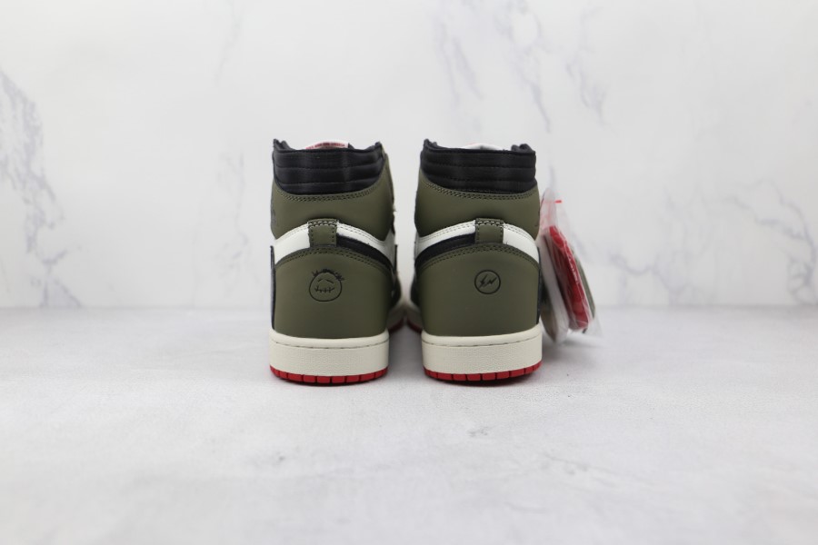 トラビス スコット X フラグメント X エア ジョーダン 1 レトロ ハイ OG SP グリーン ホワイト ブラック ジャパン