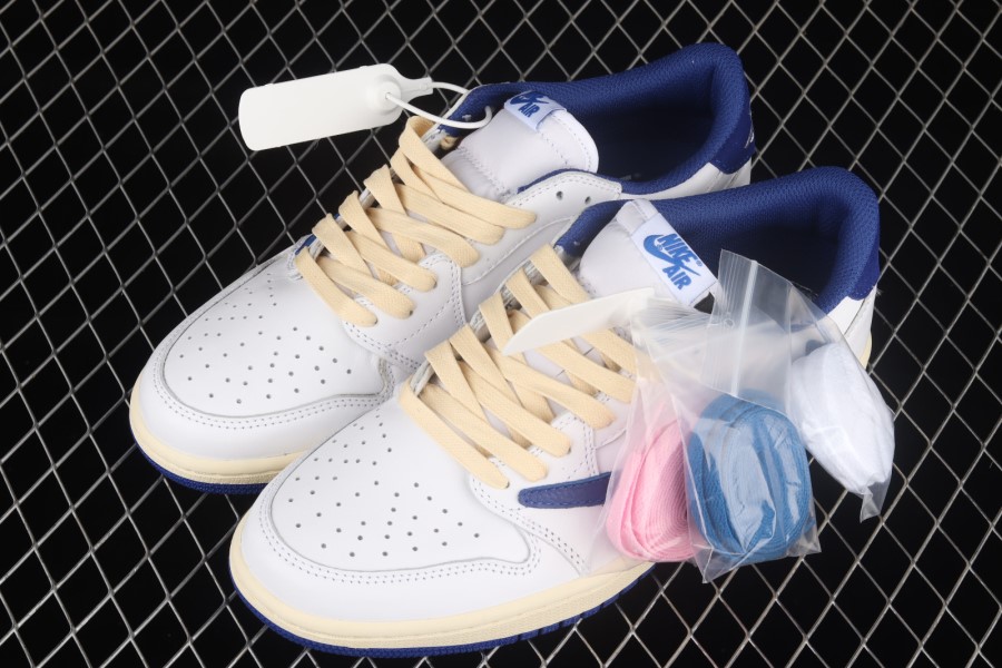 フラグメント デザイン X トラビス スコット X エア ジョーダン 1 レトロ ロー ホワイト ロイヤル ブルー ジャパン