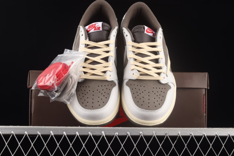 フラグメント X トラビス スコット X エア ジョーダン 1 ロー ホワイト ブラウン レッド ジャパン