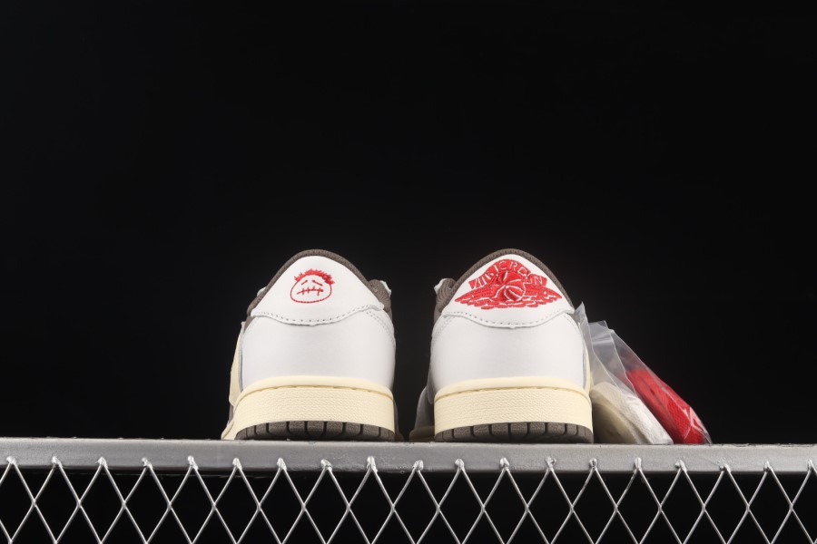 フラグメント X トラビス スコット X エア ジョーダン 1 ロー ホワイト ブラウン レッド ジャパン