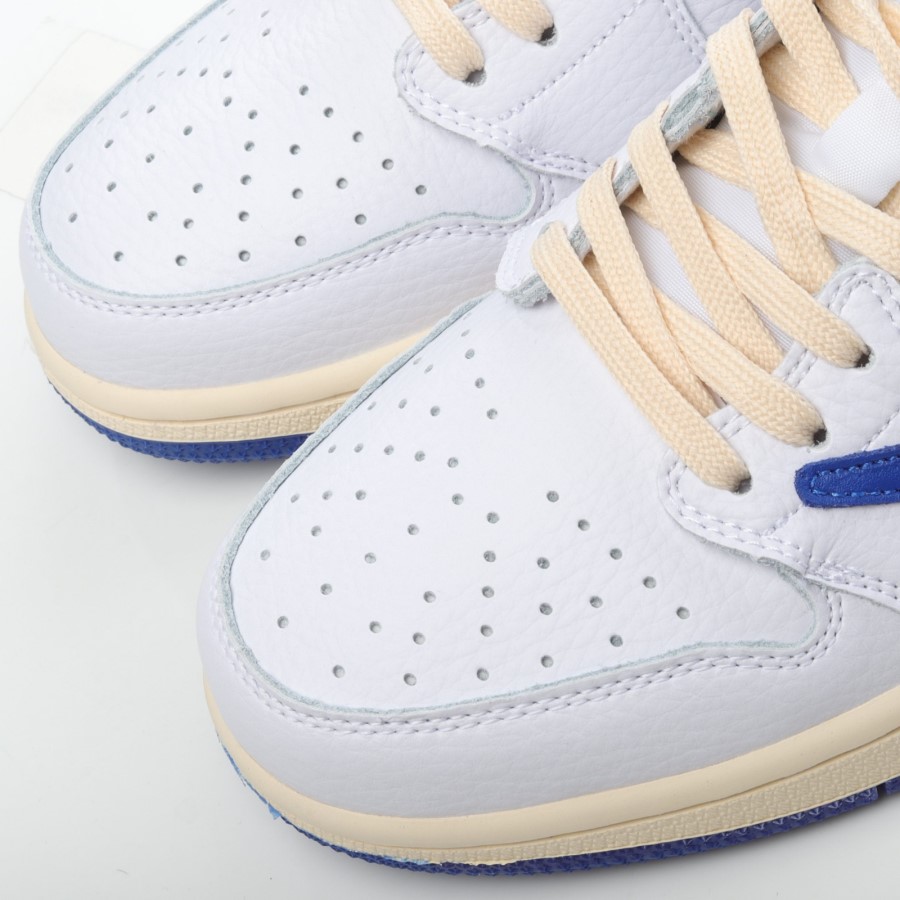 フラグメント X トラビス スコット X エア ジョーダン 1 ロー ホワイト クリーム ロイヤル ブルー ジャパン