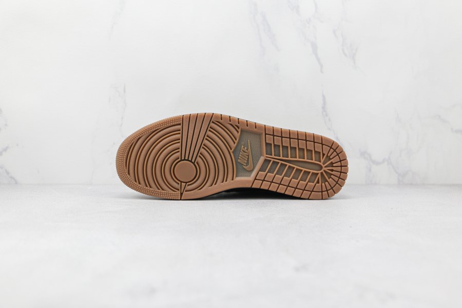 ソレフライ X エア ジョーダン 1 ロー カーニボー ブラック レッド ブラウン ジャパン