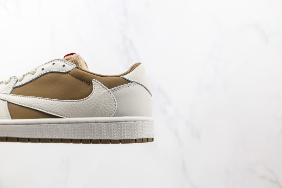 トラビス スコット X エア ジョーダン 1 ロー ブラウン ホワイト シューズ ジャパン