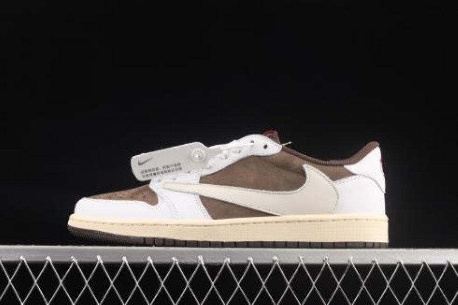 トラビス スコット X エア ジョーダン 1 ロー OG セイル ミリタリー ブラウン ブラック ジャパン