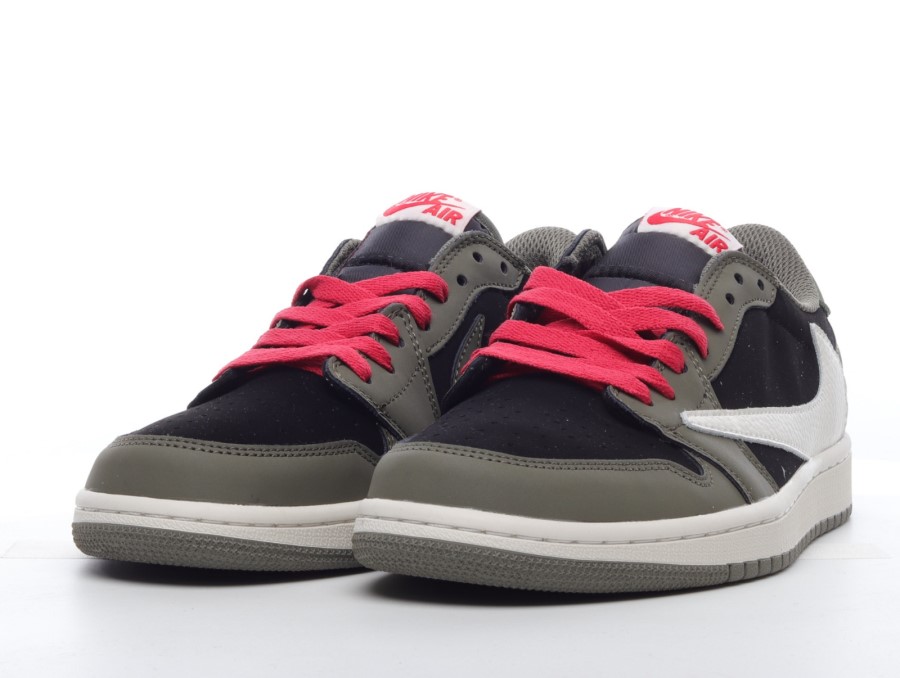 トラビス スコット X フラグメント X エア ジョーダン 1 ロー グリーン レッド ブラック ジャパン