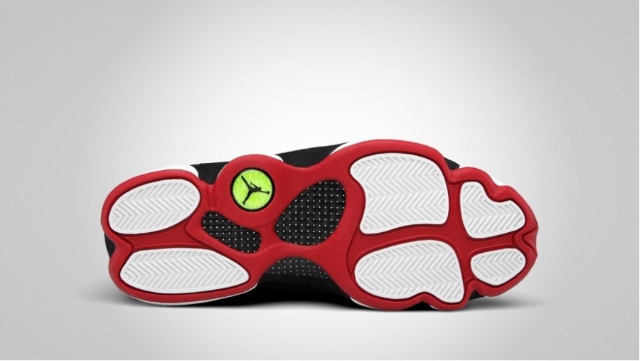 エア ジョーダン 13 プレーオフ ブラック バーシティ レッド ホワイト 鮮やかなイエロー 日本