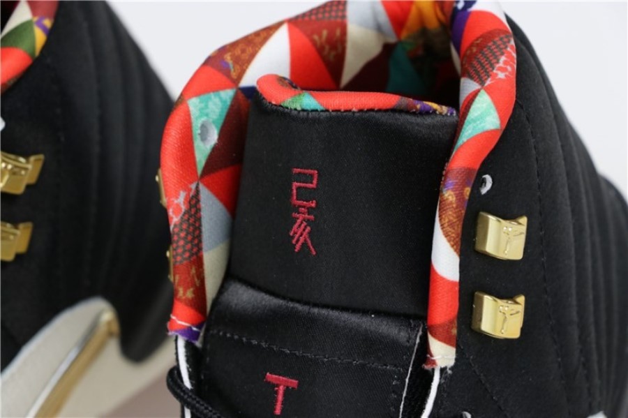 ナイキ エア ジョーダン 12 レトロ 中国旧正月 日本