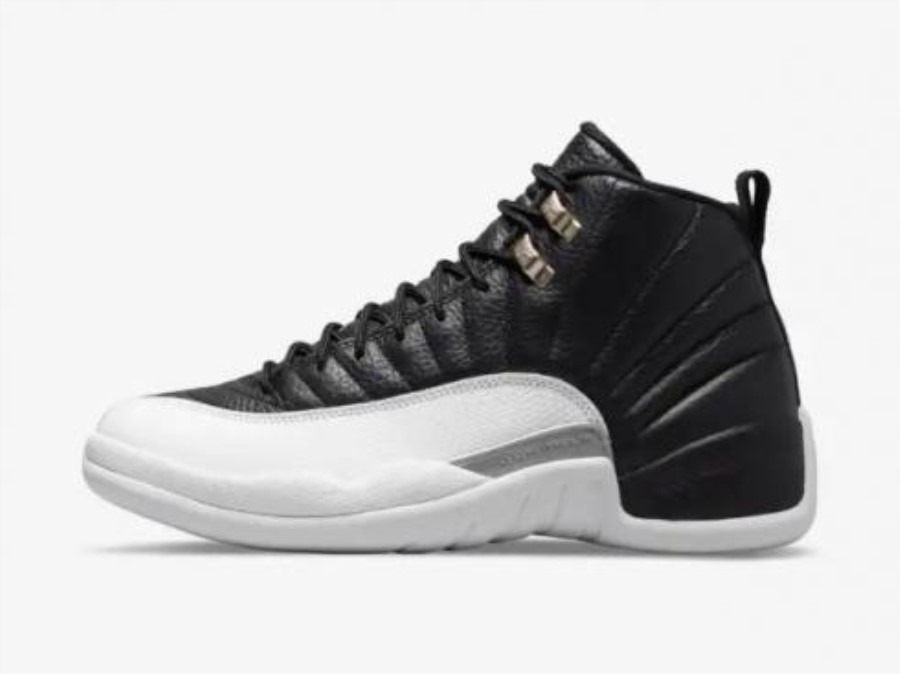 エア ジョーダン 12 プレーオフ 2022 ブラック バーシティ レッド ホワイト ジャパン