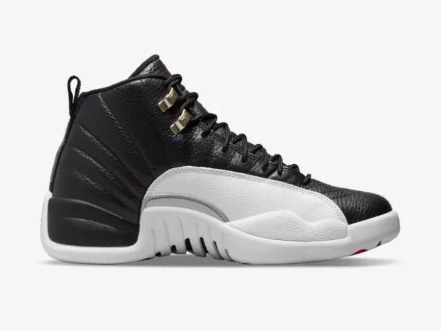 エア ジョーダン 12 プレーオフ 2022 ブラック バーシティ レッド ホワイト ジャパン