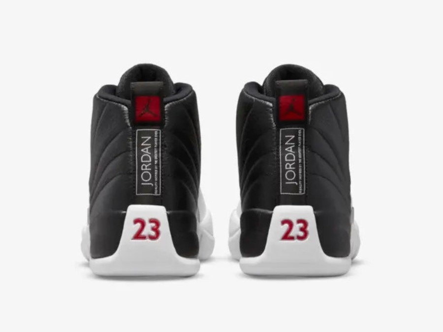 エア ジョーダン 12 プレーオフ 2022 ブラック バーシティ レッド ホワイト ジャパン