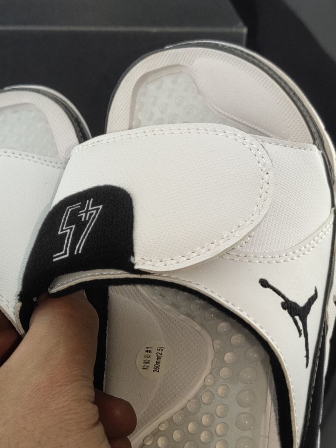 エア ジョーダン ハイドロ 11 レトロ スライド ホワイト コンコード ブラック ジャパン