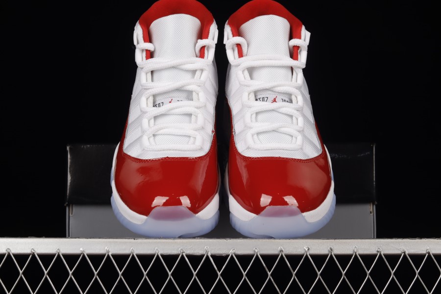 エア ジョーダン 11 チェリー バーシティ レッド ホワイト ブラック ジャパン