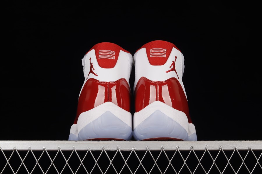 エア ジョーダン 11 チェリー バーシティ レッド ホワイト ブラック ジャパン