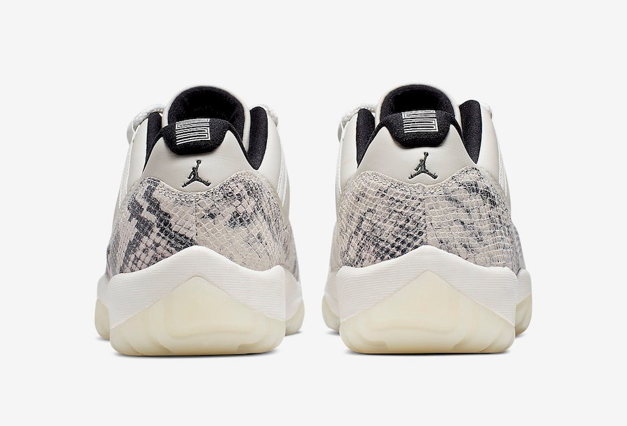 ナイキ エアジョーダン 11 ロー スネークスキン ライトボーン ジャパン