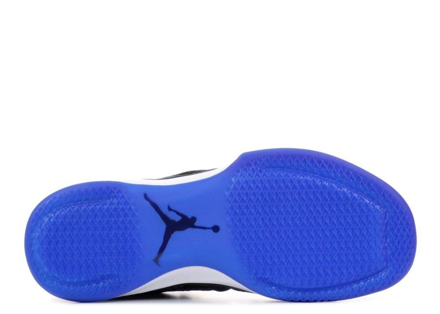 エア ジョーダン 31 ロイヤル ゲーム ブラック ホワイト ジャパン