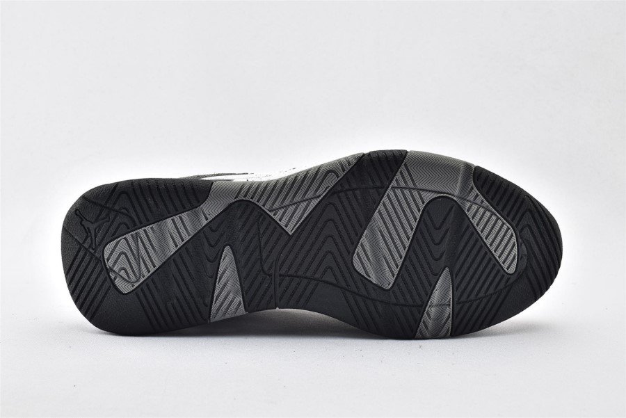 エア ジョーダン ケイデンス グレー ホワイト ユニセックス ランニング シューズ 日本