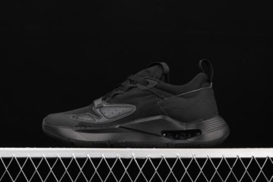 エア ジョーダン ケイデンス トリプル オールブラック ランニング シューズ ジャパン