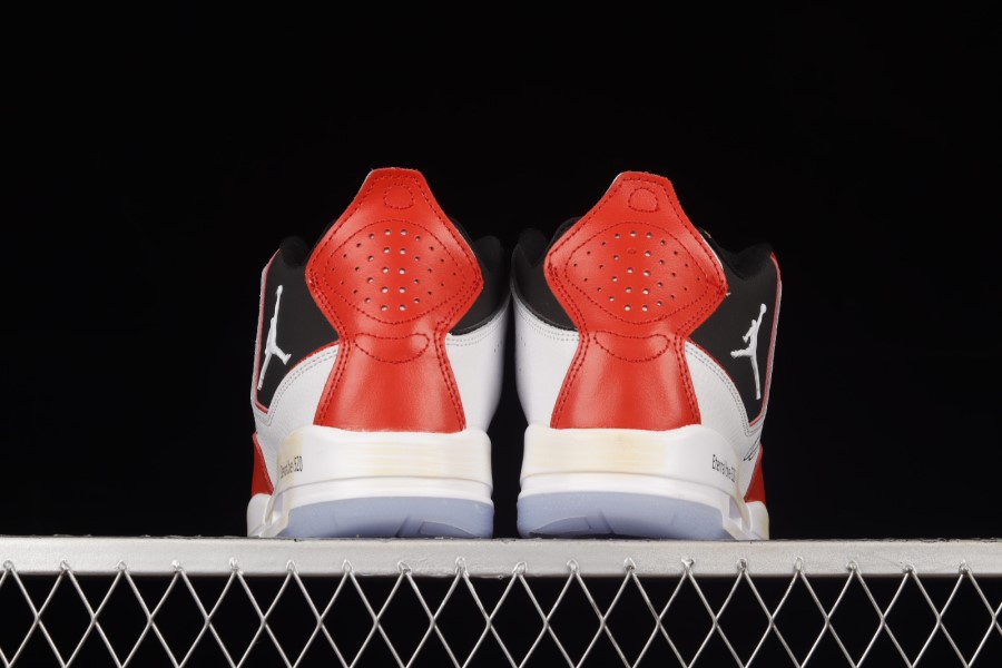 エア ジョーダン コートサイド 23 ユニバーシティ レッド ブラック ホワイト ジャパン