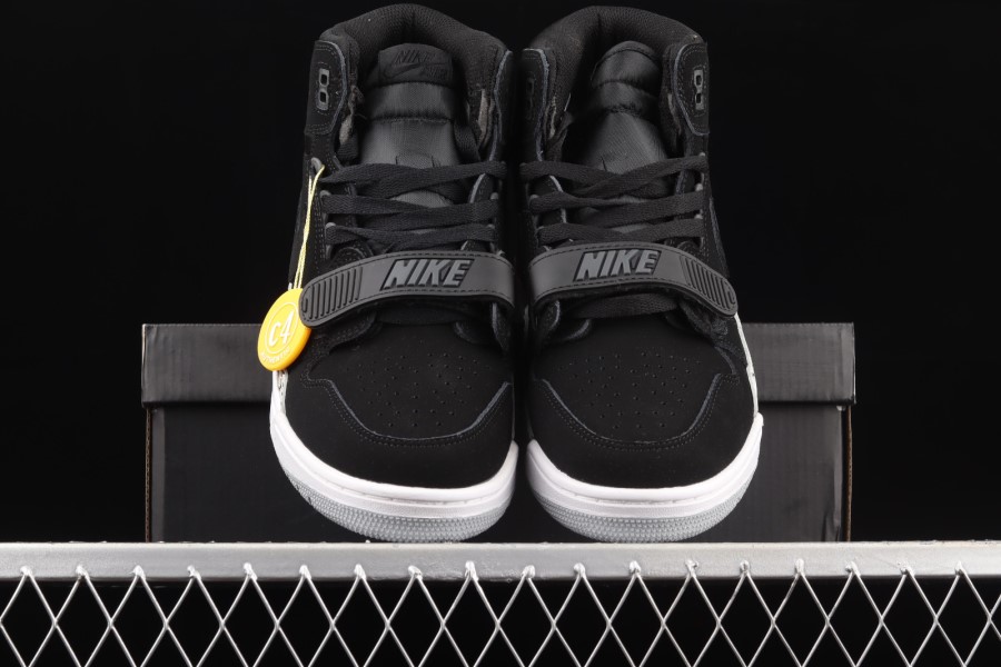 エア ジョーダン レガシー 312 ブラック スエード ファイヤーレッド セメントグレー ジャパン