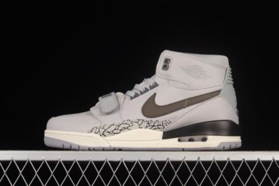 エア ジョーダン レガシー 312 GS ウルフ グレー ライト グラファイト セイル ジャパン