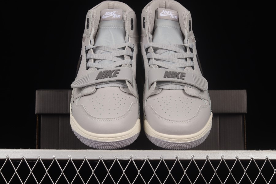 エア ジョーダン レガシー 312 GS ウルフ グレー ライト グラファイト セイル ジャパン