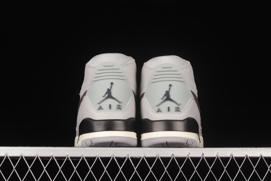 エア ジョーダン レガシー 312 GS ウルフ グレー ライト グラファイト セイル ジャパン