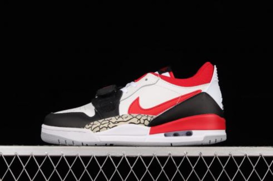 エア ジョーダン レガシー 312 ロー ブラック トゥ ホワイト レッド ジャパン