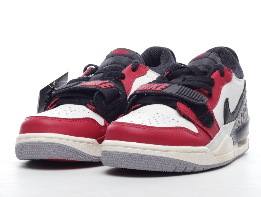 エア ジョーダン レガシー 312 ローブレッド セメント ブラック ユニバーシティ レッド ジャパン