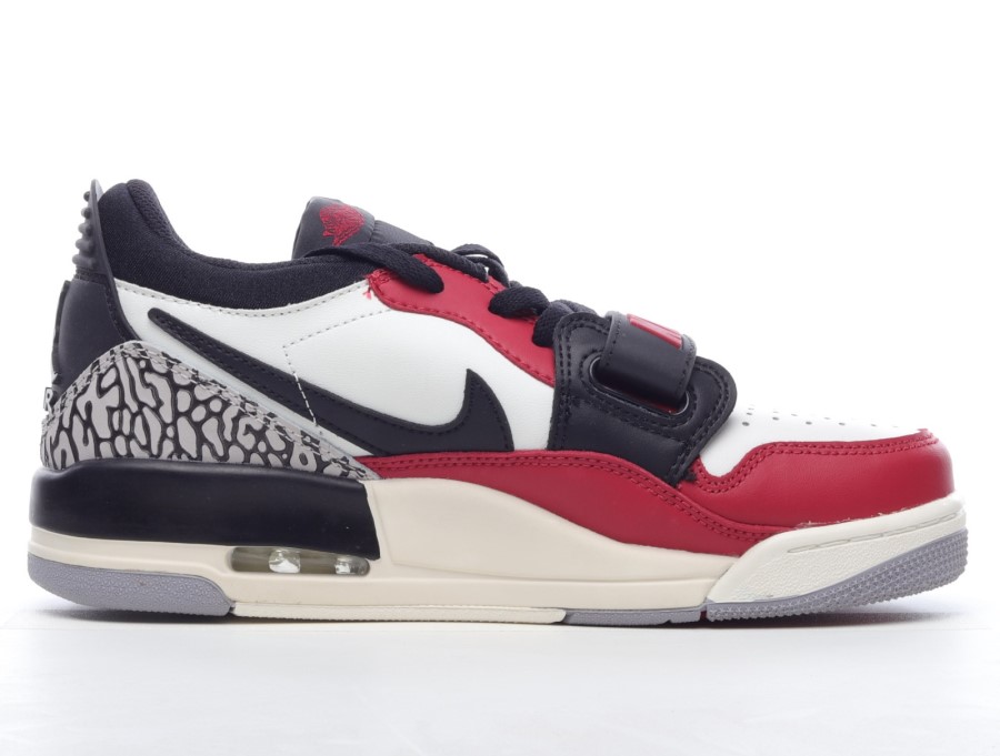 エア ジョーダン レガシー 312 ローブレッド セメント ブラック ユニバーシティ レッド ジャパン