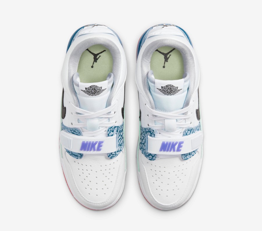 エア ジョーダン レガシー 312 LOW GS イースター ホワイト バレリアン ブルー ジャパン