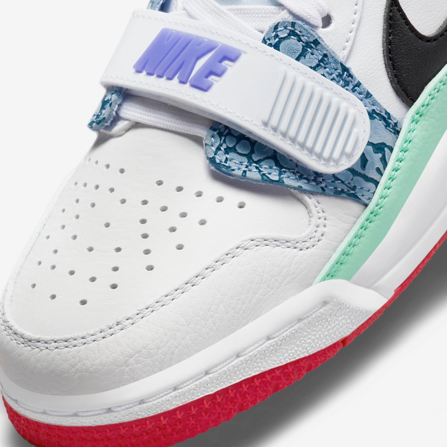 エア ジョーダン レガシー 312 LOW GS イースター ホワイト バレリアン ブルー ジャパン