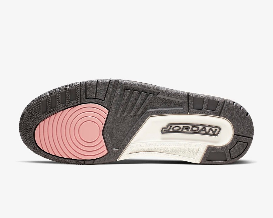 エア ジョーダン レガシー 312 ロー ガンスモーク コーラル スターダスト シューズ ジャパン