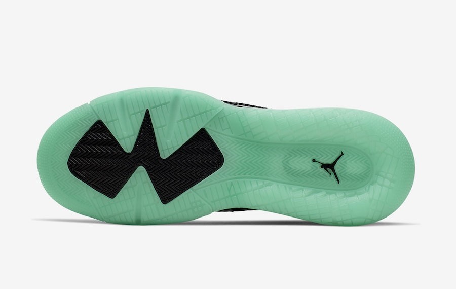 エア ジョーダン マーズ 270 グリーン グロー ブラック リフレクト シルバー ジャパン