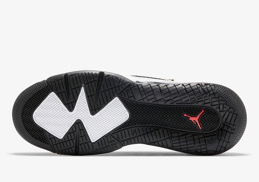 エア ジョーダン マーズ 270 ロー ホワイト ジェイド オレンジ ブラック ジャパン