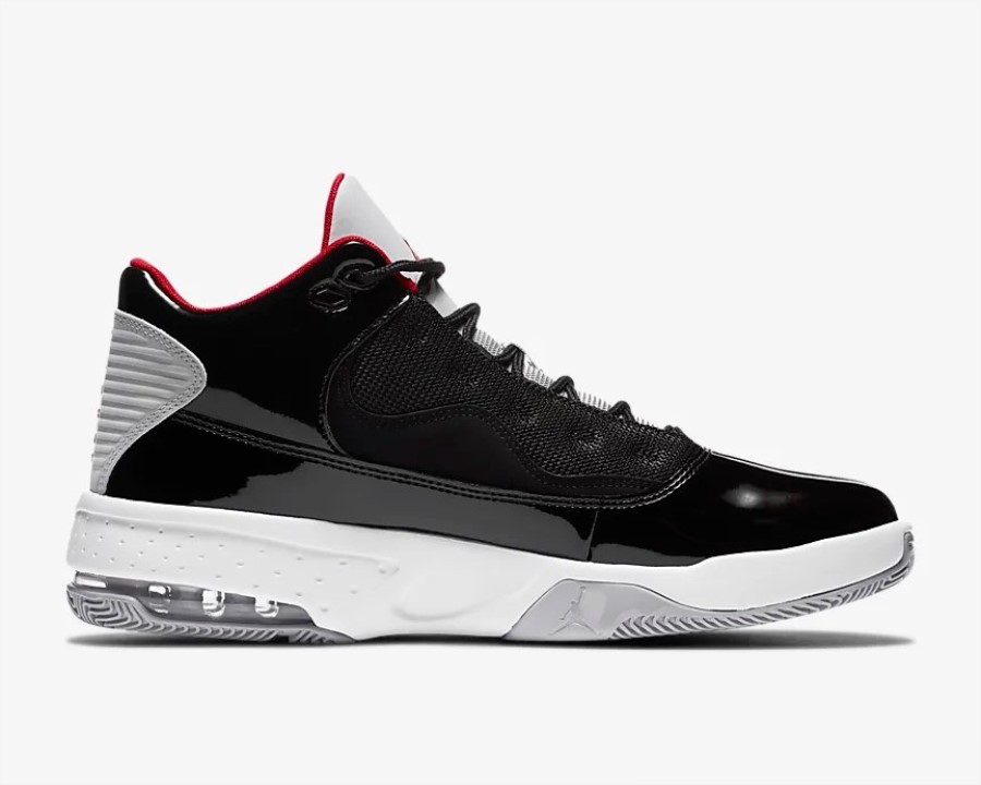 エア ジョーダン マックス オーラ 2 ブラック セメント ホワイト ウルフ グレー ジム レッド ジャパン