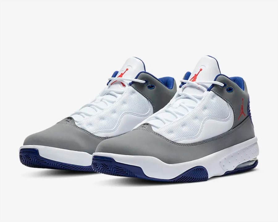 エア ジョーダン マックス オーラ 2 スモーク グレー ホワイト ディープ ロイヤル ブルー トラック レッド ジャパン