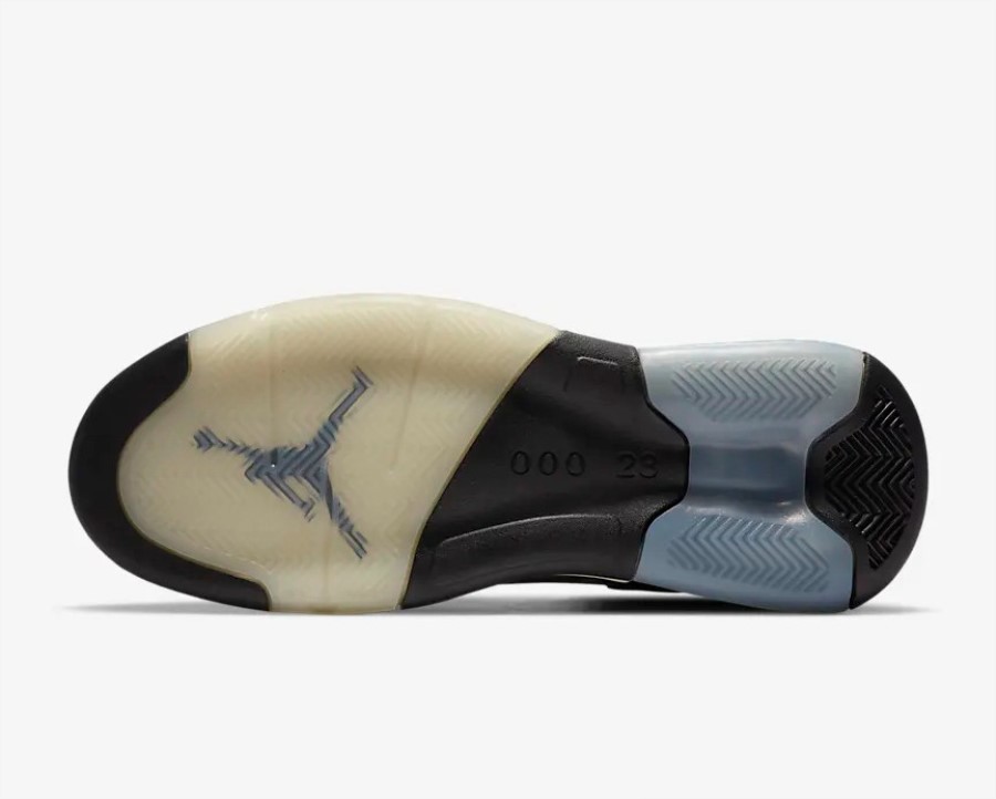 エア ジョーダン マックスイン 200 カモ ミディアム オリーブ ブラック ライトボーン ジム レッド ジャパン