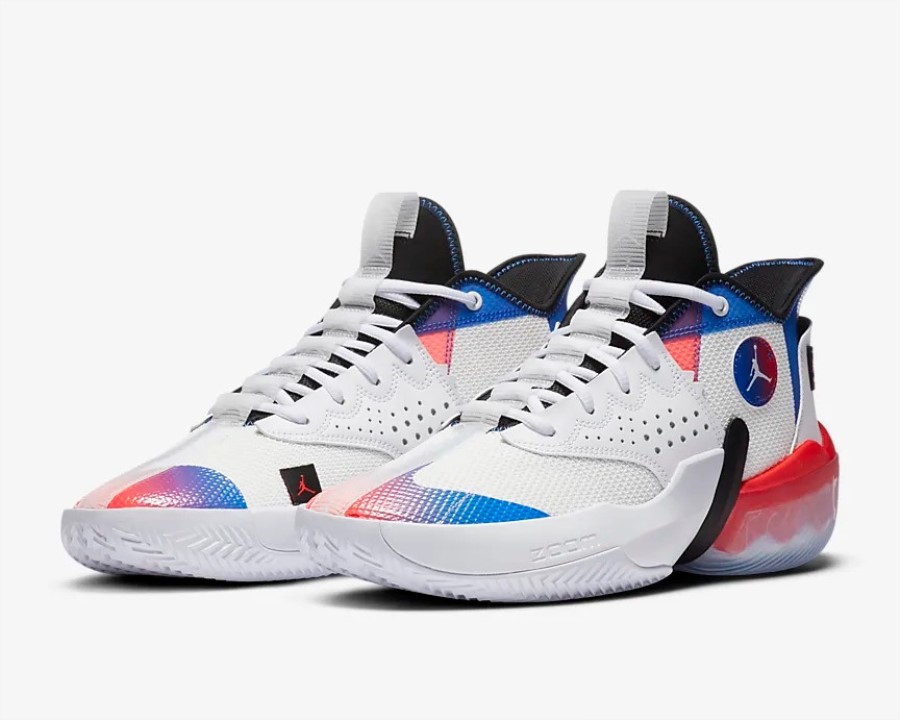 エア ジョーダン リアクト エレベーション ホワイト ブラック 赤外線 ハイパー ロイヤル ジャパン