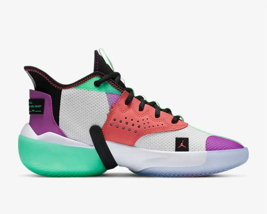 エア ジョーダン リアクト エレベーション ホワイト ハイパー バイオレット フラッシュ クリムゾン ブラック ジャパン
