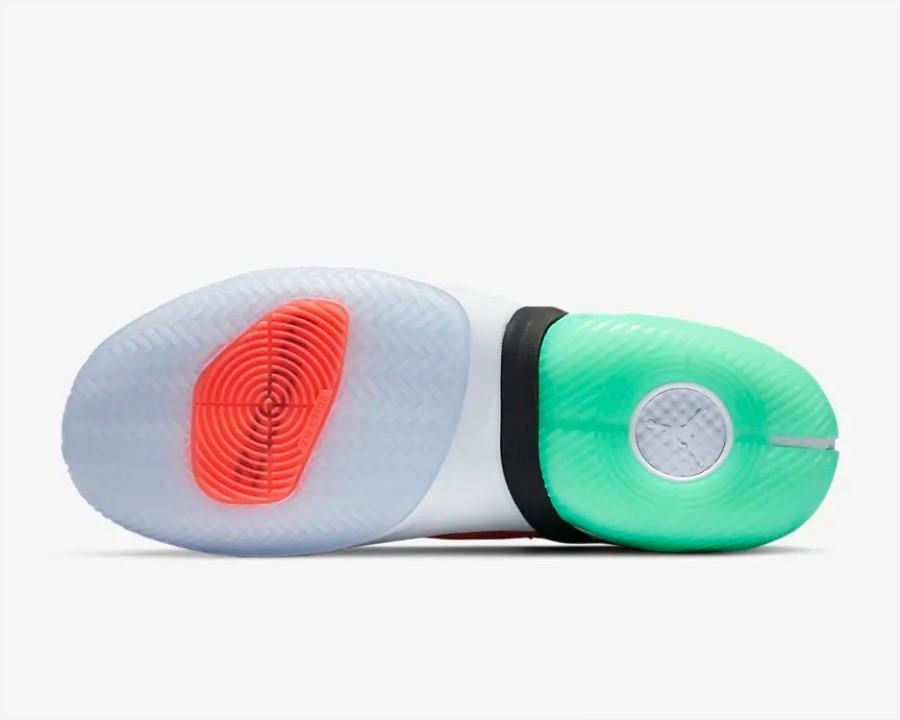 エア ジョーダン リアクト エレベーション ホワイト ハイパー バイオレット フラッシュ クリムゾン ブラック ジャパン