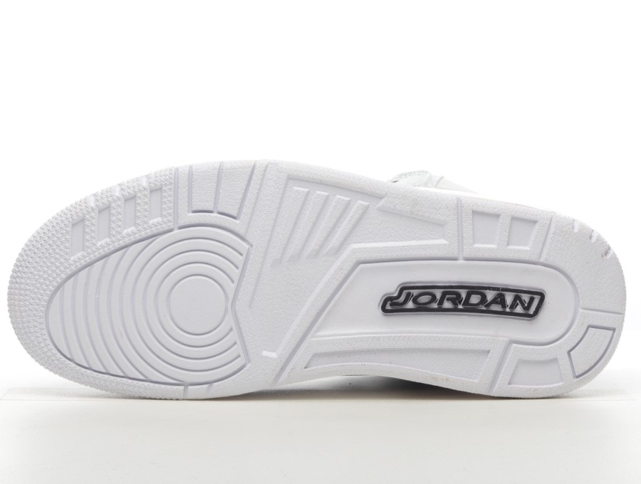 ナイキ エア ジョーダン コートサイド 23 GS グレー ホワイト ブラック ジャパン