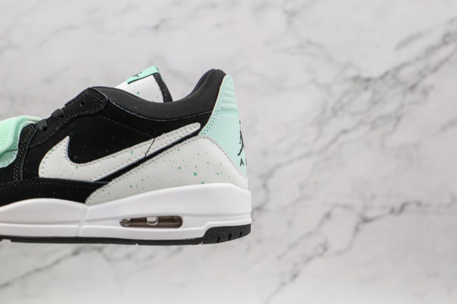 ナイキ エア ジョーダン レガシー 312 ロー ホワイト ブラック ミント ジャパン