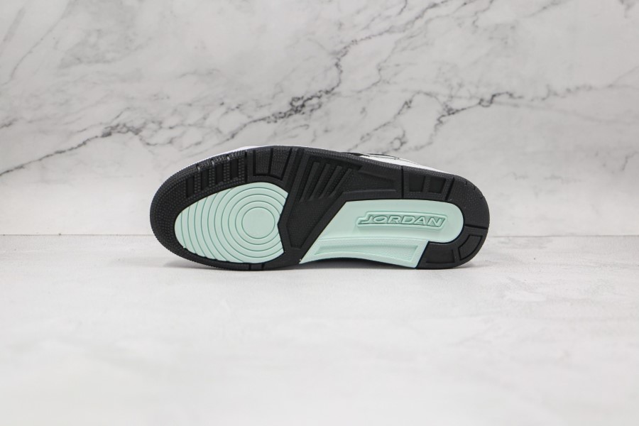 ナイキ エア ジョーダン レガシー 312 ロー ホワイト ブラック ミント ジャパン